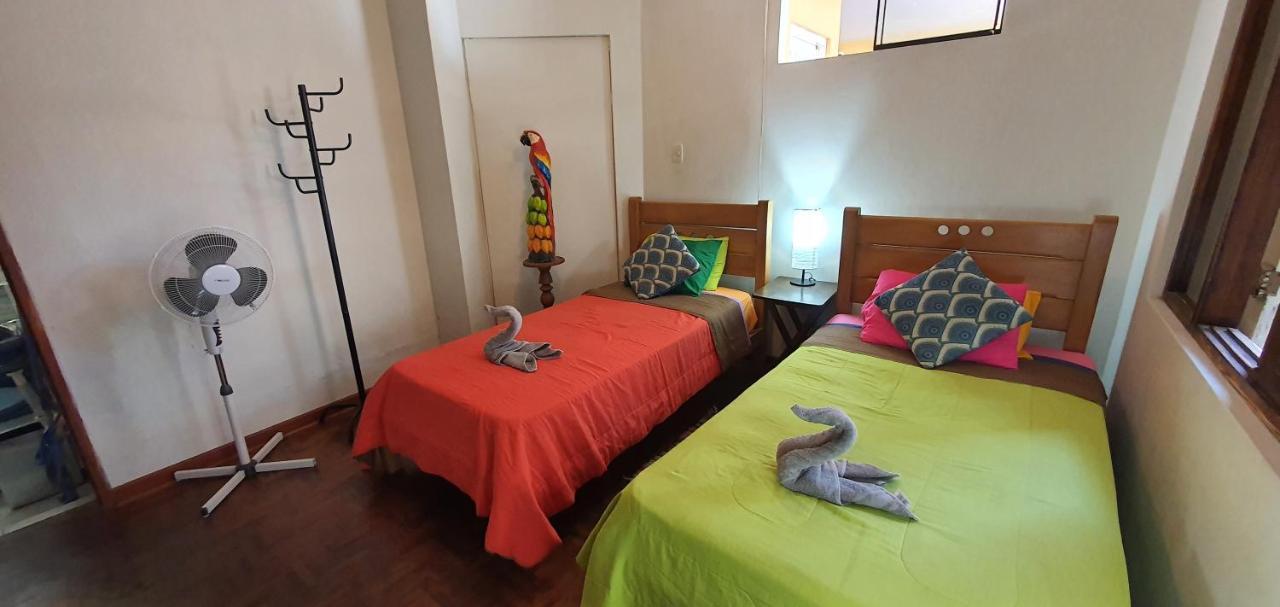 Lima Airport Hostel With Free Airport Pick Up エクステリア 写真